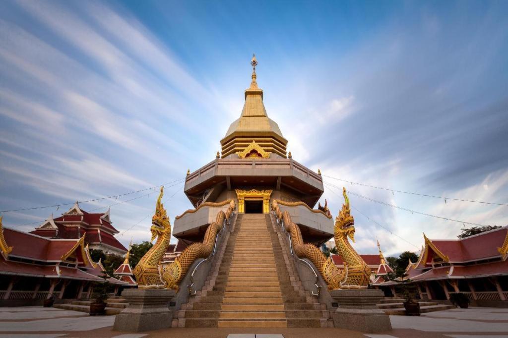 Thanburi Hotel Udon Thani Ngoại thất bức ảnh